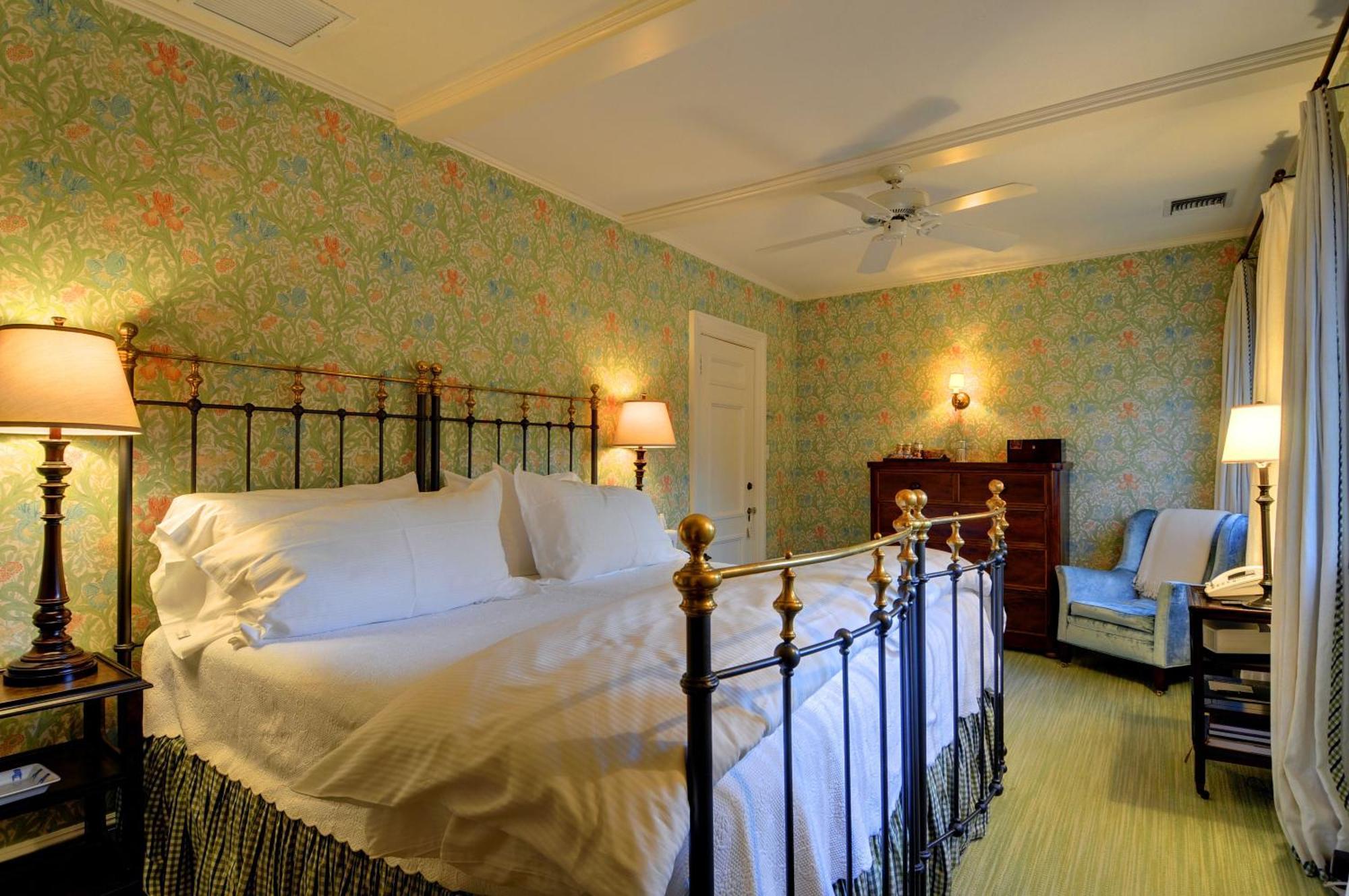 The Baker House 1650 Bed & Breakfast East Hampton Oda fotoğraf