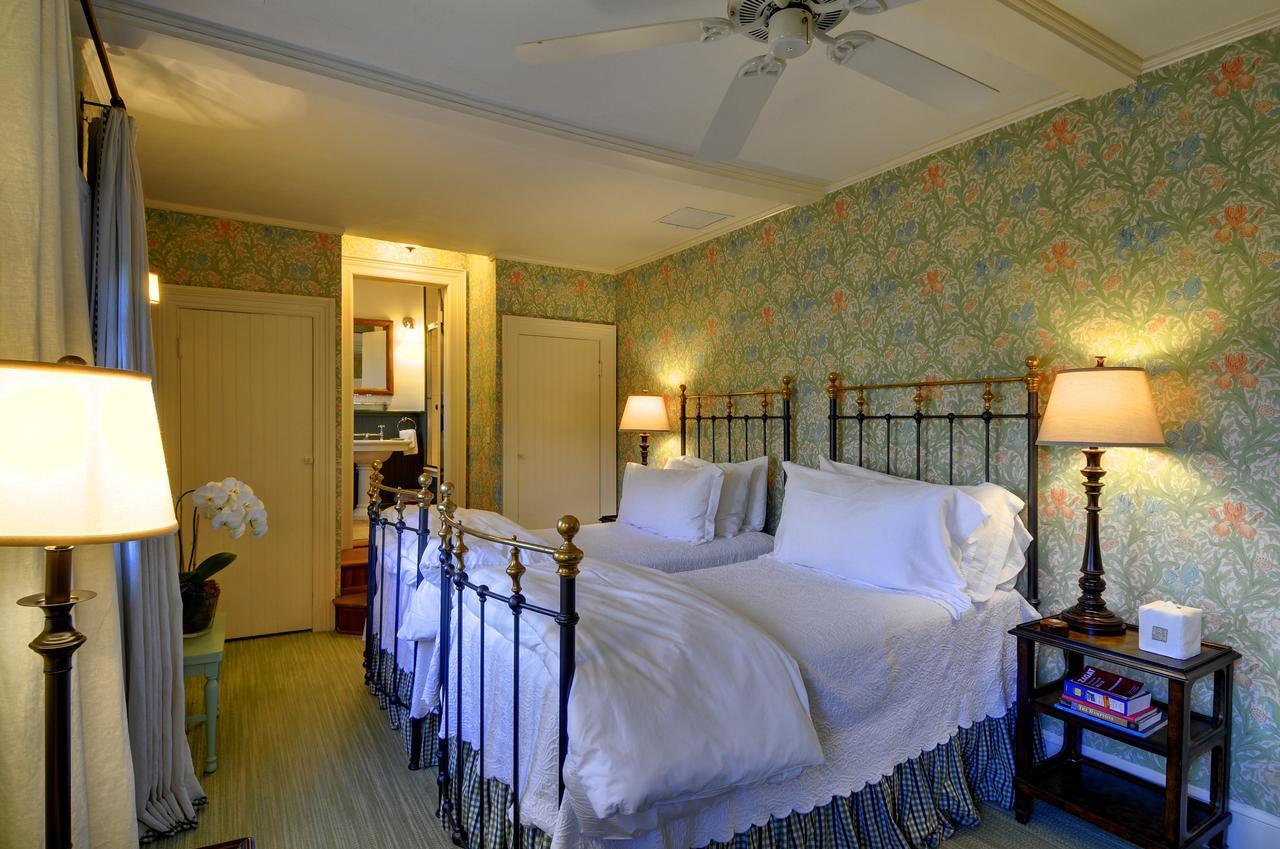 The Baker House 1650 Bed & Breakfast East Hampton Dış mekan fotoğraf